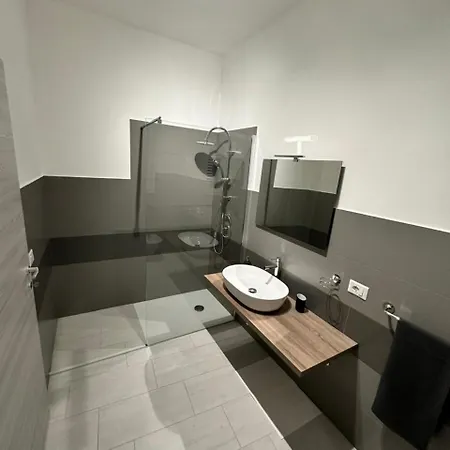 Aparthotel Latina