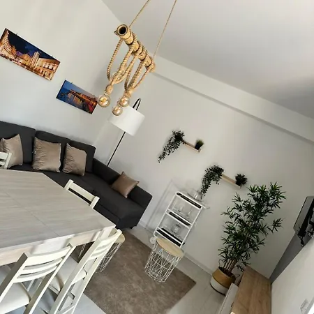 Aparthotel Latina