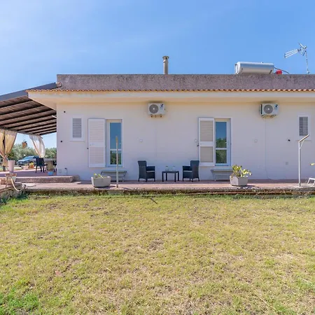 Latina Hotel apartamentowy 3*