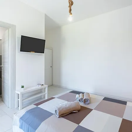 Apartahotel Latina 3*